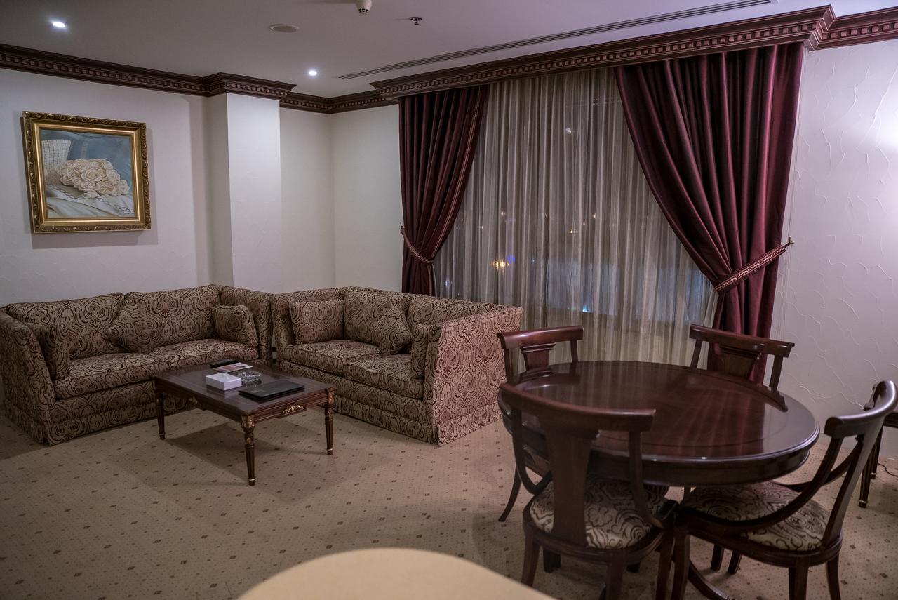 Rooz Park Hotel Al Khobar Exteriör bild